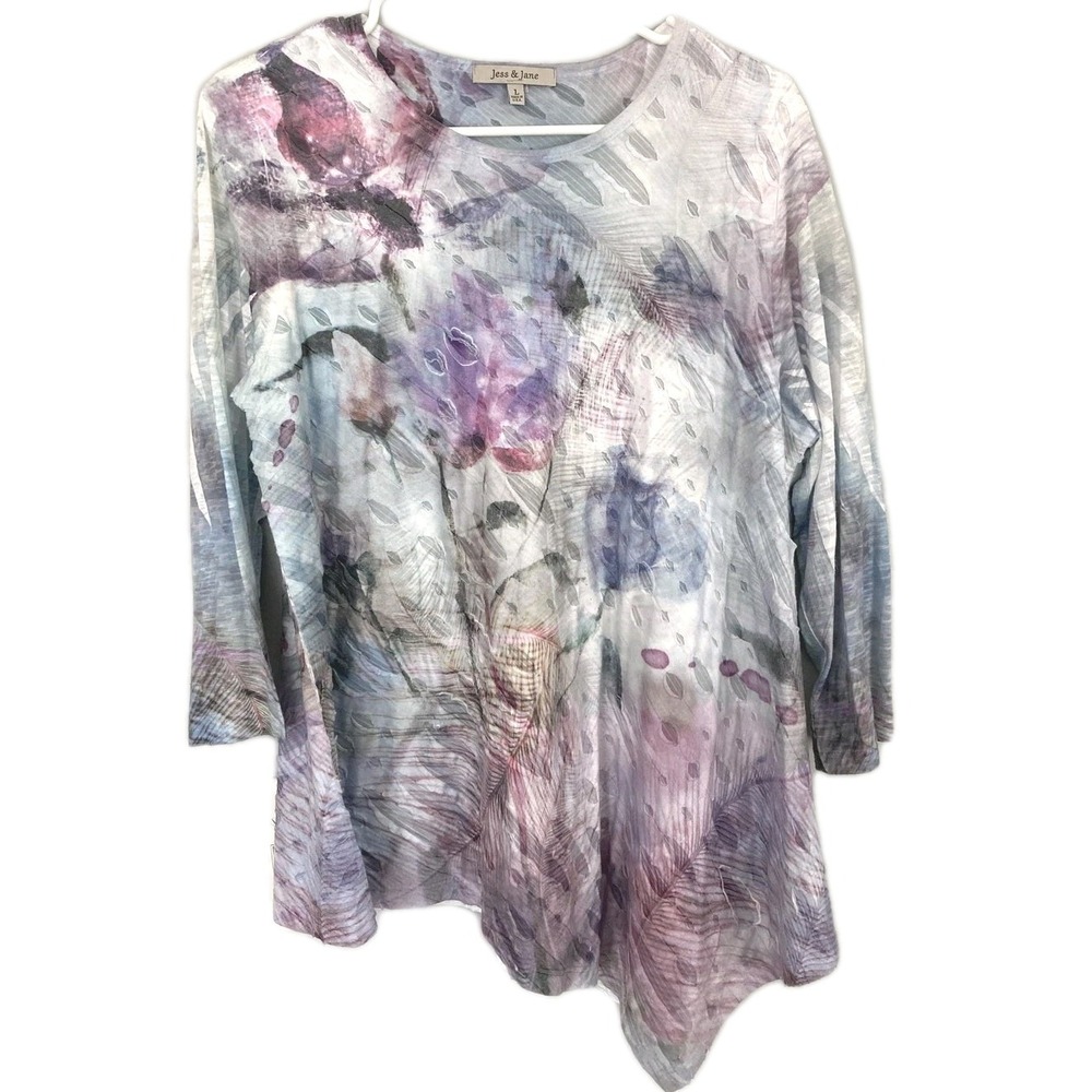 Jess & Jane Tunic Top Women L Pastel Floral Textured 3/4 Sleeve 3D Made USA EUC